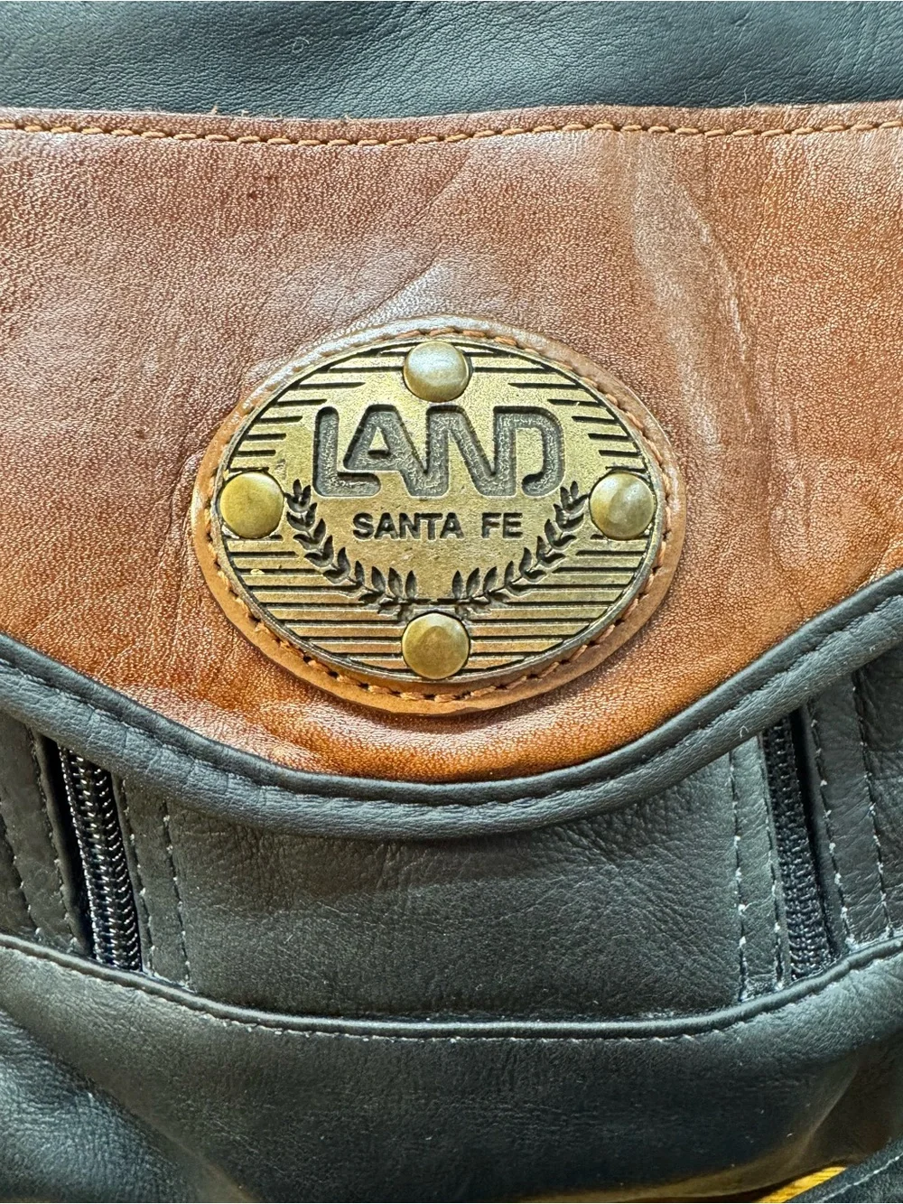 Land Santa Fe #8022 Vintage Black Full-grain Colombian Vaqueta Leather Crossbody